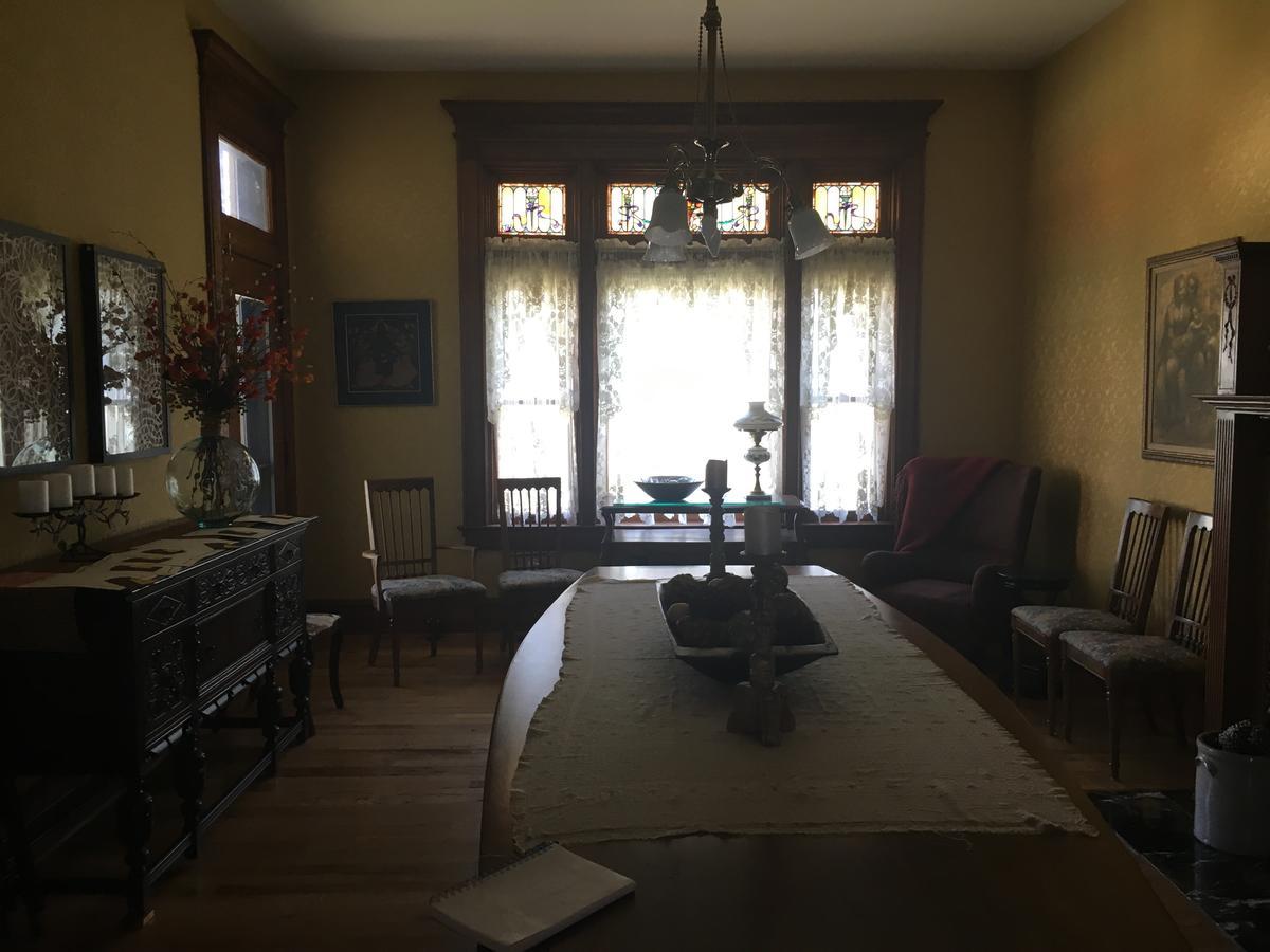 The Levi Deal Mansion Meyersdale Εξωτερικό φωτογραφία